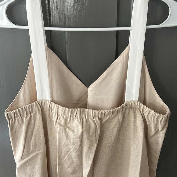 Petal + Pup maxi linen dress - Picture 2 of 3